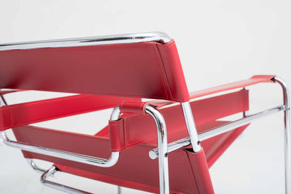 Knoll Wassily Chair / B3 armchair by Marcel Breuer in red leather Vintage