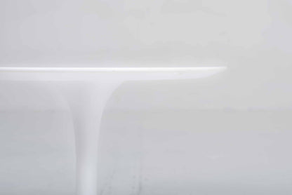 Knoll Tulip coffee table by Eero Saarinen made of acrylic stone Vintage