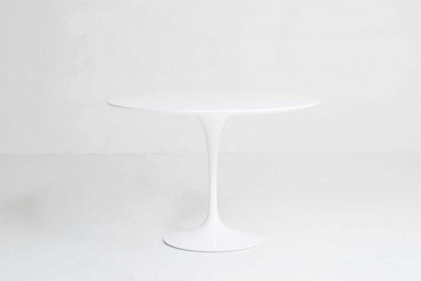 Table Tulipe Knoll International 107cm par Eero Saarinen Vintage