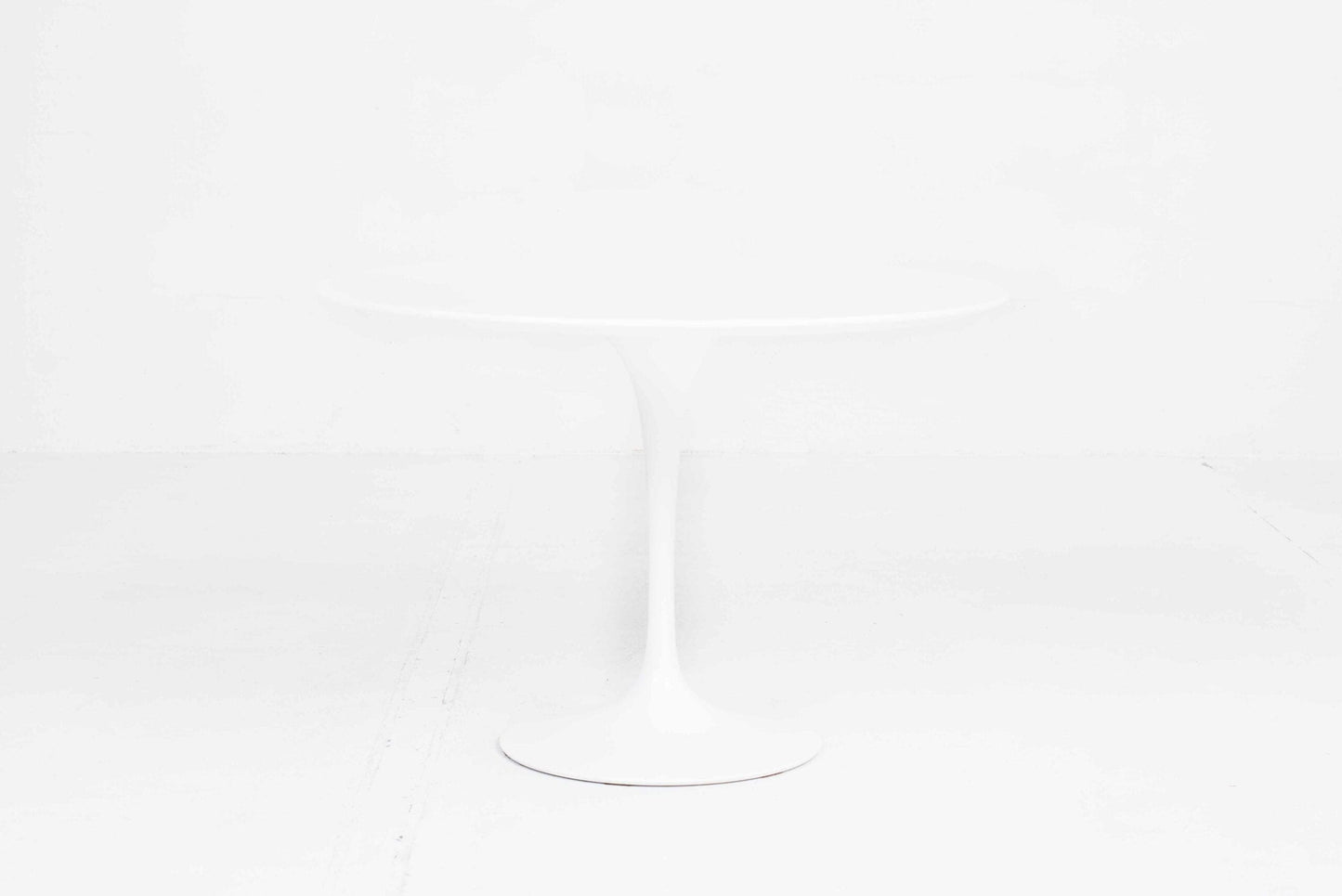 Knoll International Tulip Table 107cm von Eero Saarinen Vintage