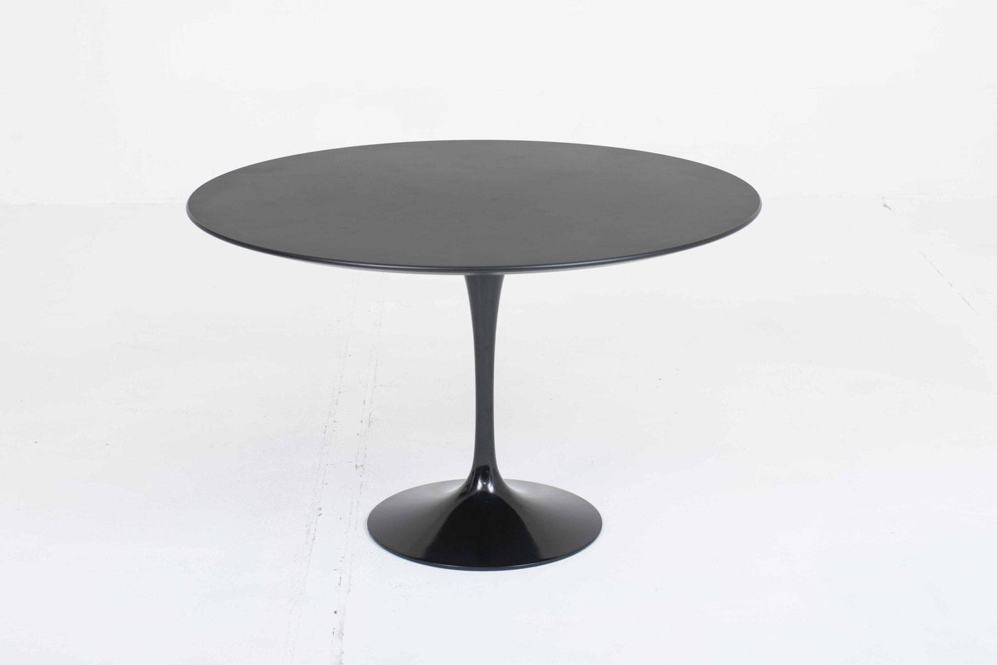 Knoll International Tulip Table 120cm von Eero Saarinen in Schwarz Vintage