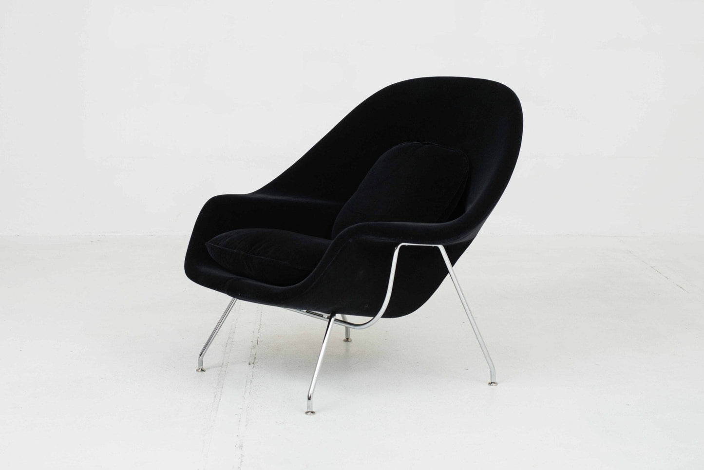 Knoll International Womb Relax Sessel von Eero Saarinen in Samt Vintage