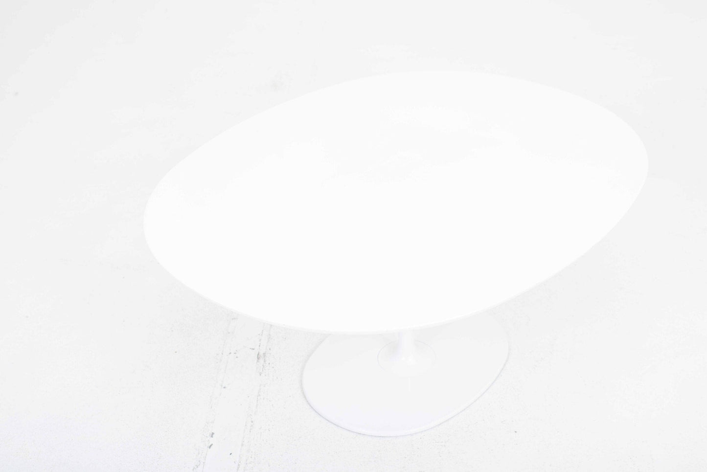 Arper coffee table Dizzie by design studio Lievore Altherr Molina Vintage