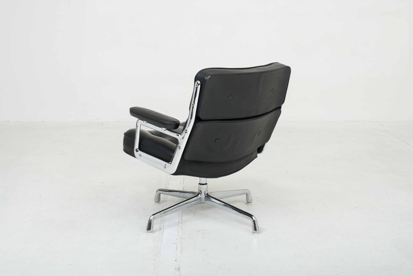 Chaise de lobby Vitra ES 105 par Charles et Ray Eames Vintage