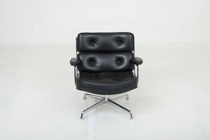 Chaise de lobby Vitra ES 105 par Charles et Ray Eames Vintage