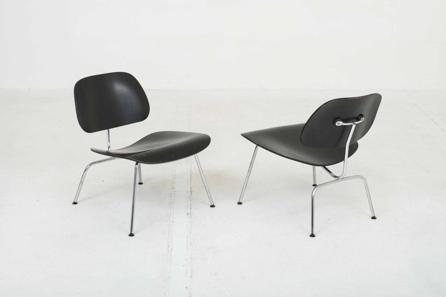 Vitra LCM Sessel von Charles und Ray Eames in Schwarz Vintage