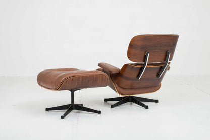 Vitra 670 Lounge Chair et Ottoman de Charles et Ray Eames, classique en masse et palissandre vintage