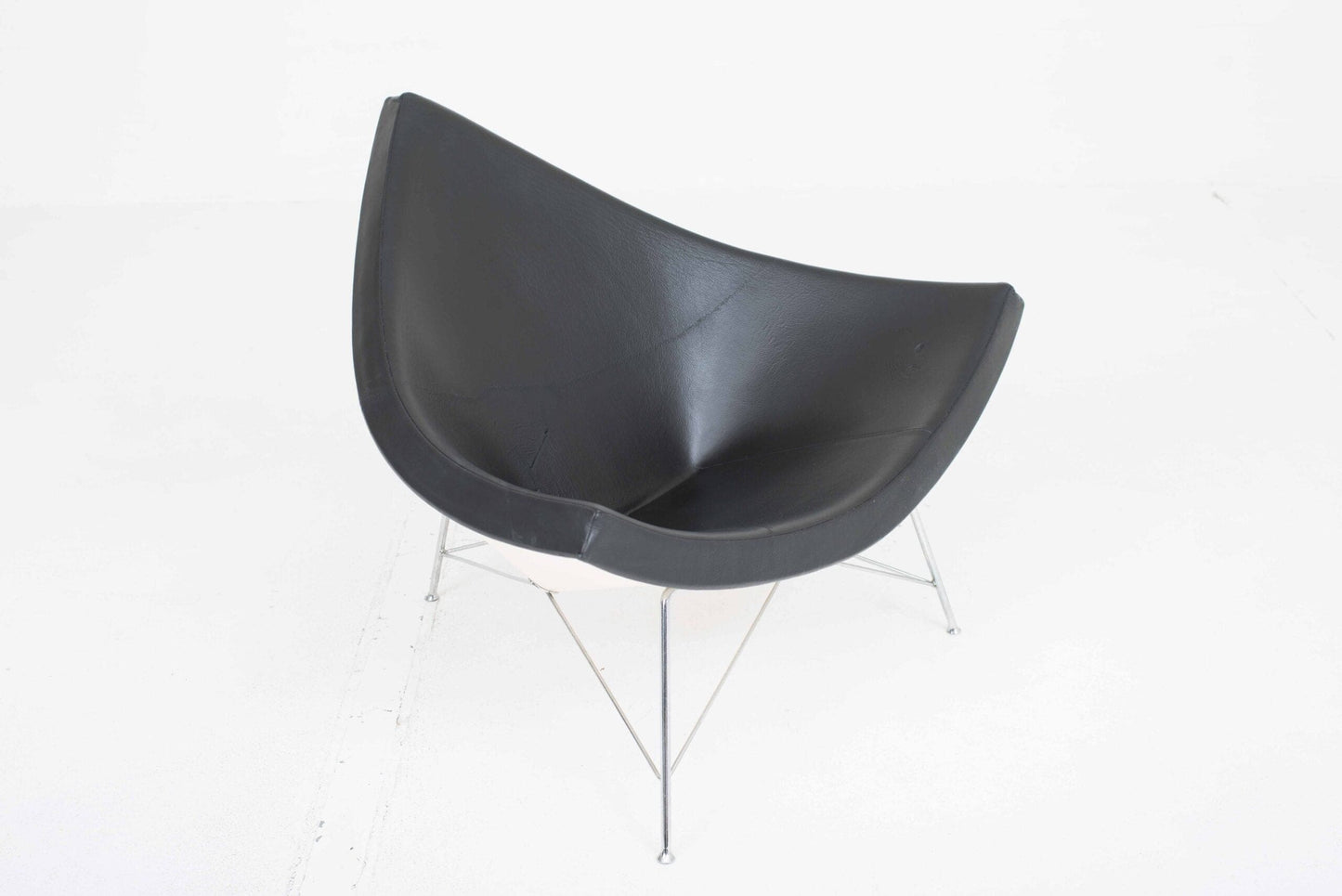 Vitra Coconut armchair by George Nelson in black leather Vintage