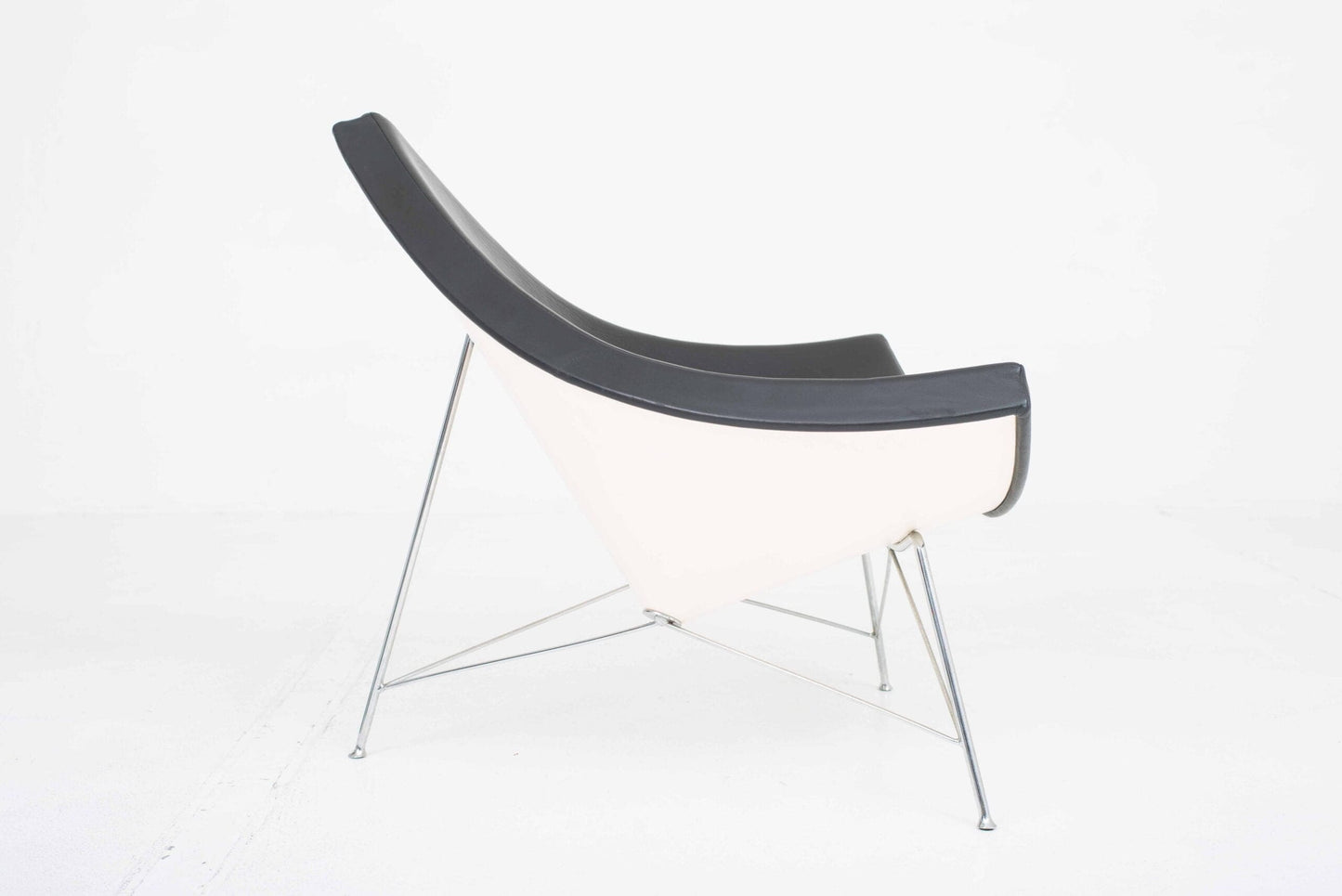 Vitra Coconut armchair by George Nelson in black leather Vintage