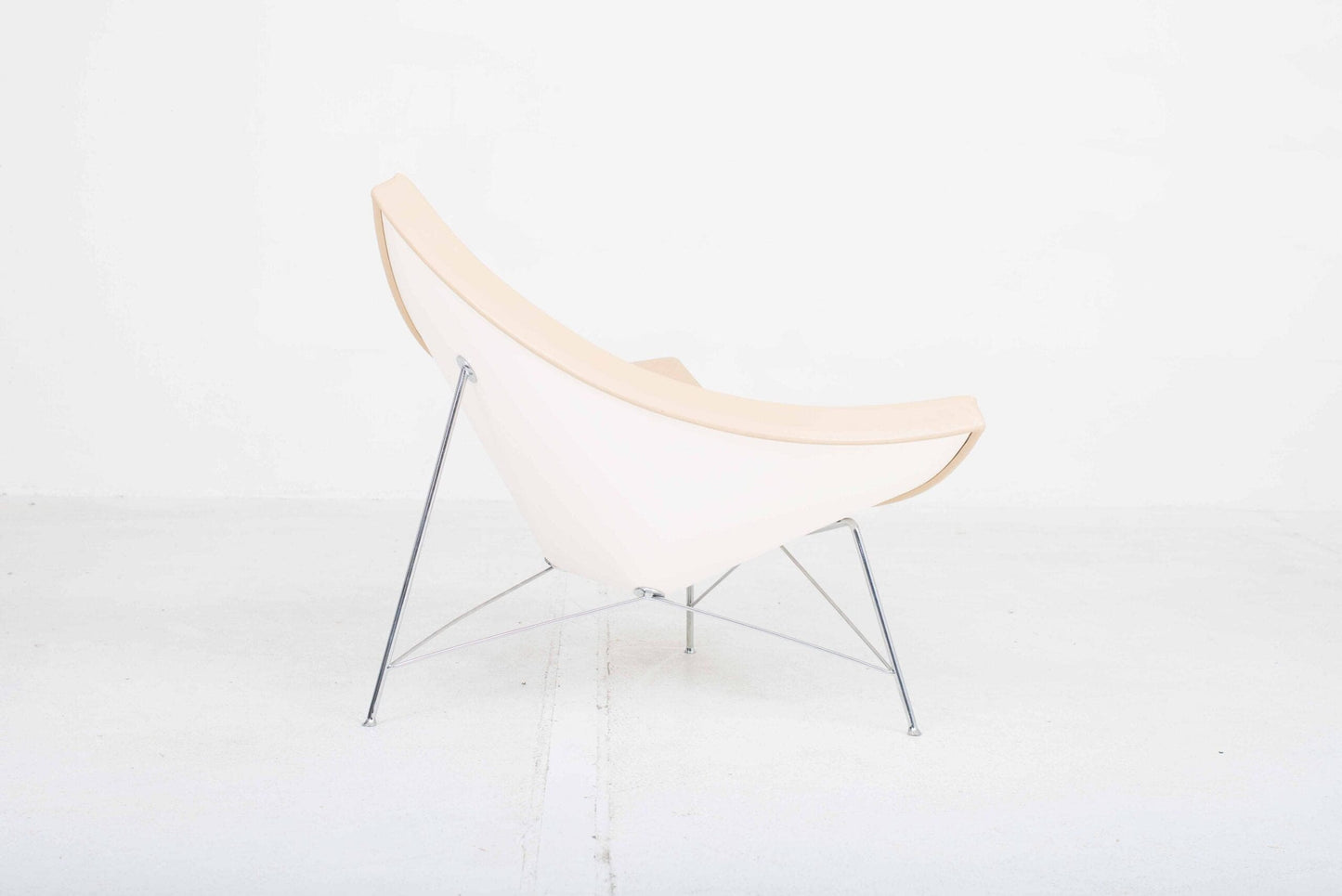 Vitra Coconut Sessel von George Nelson in cremefarbenem Leder