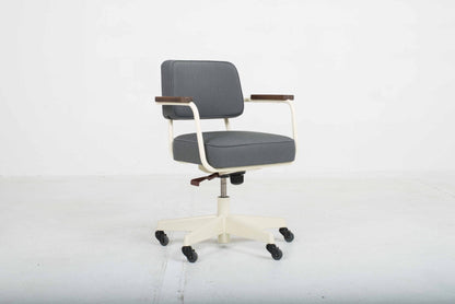 Vitra office chair "Fauteuil Direction Pivotant" by Jean Prouvé, G-Star Raw Edition at the end Vintage