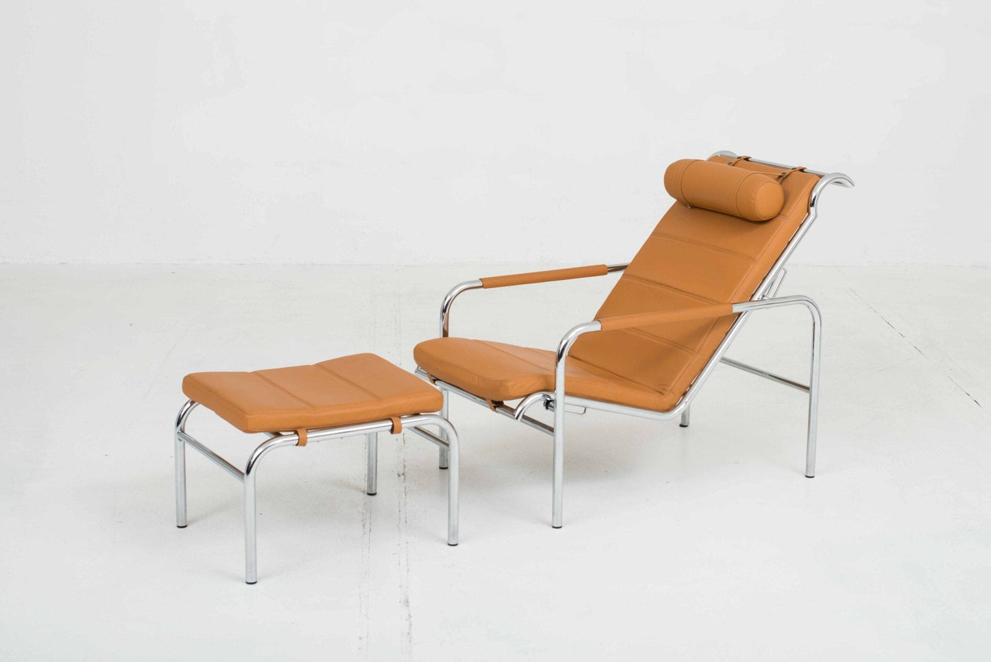 Chaise longue et pouf Zanotta Genni 920 de Gabriele Mucchi en Cognac Vintage