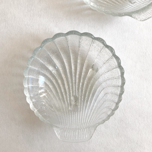 Vintage glass shell bowl pressed glass