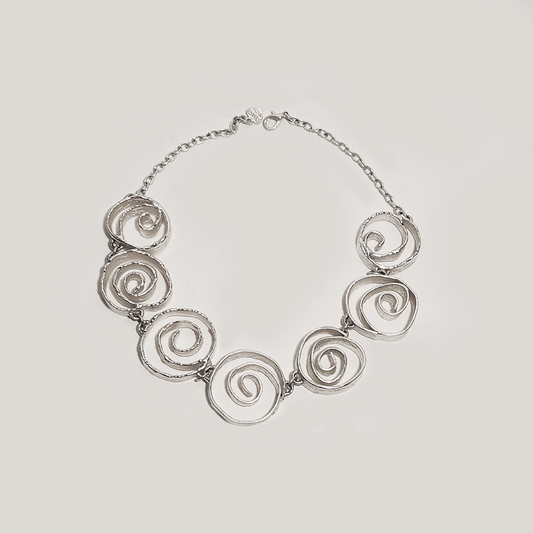 Spiral Necklace: Discover vintage charm in silver