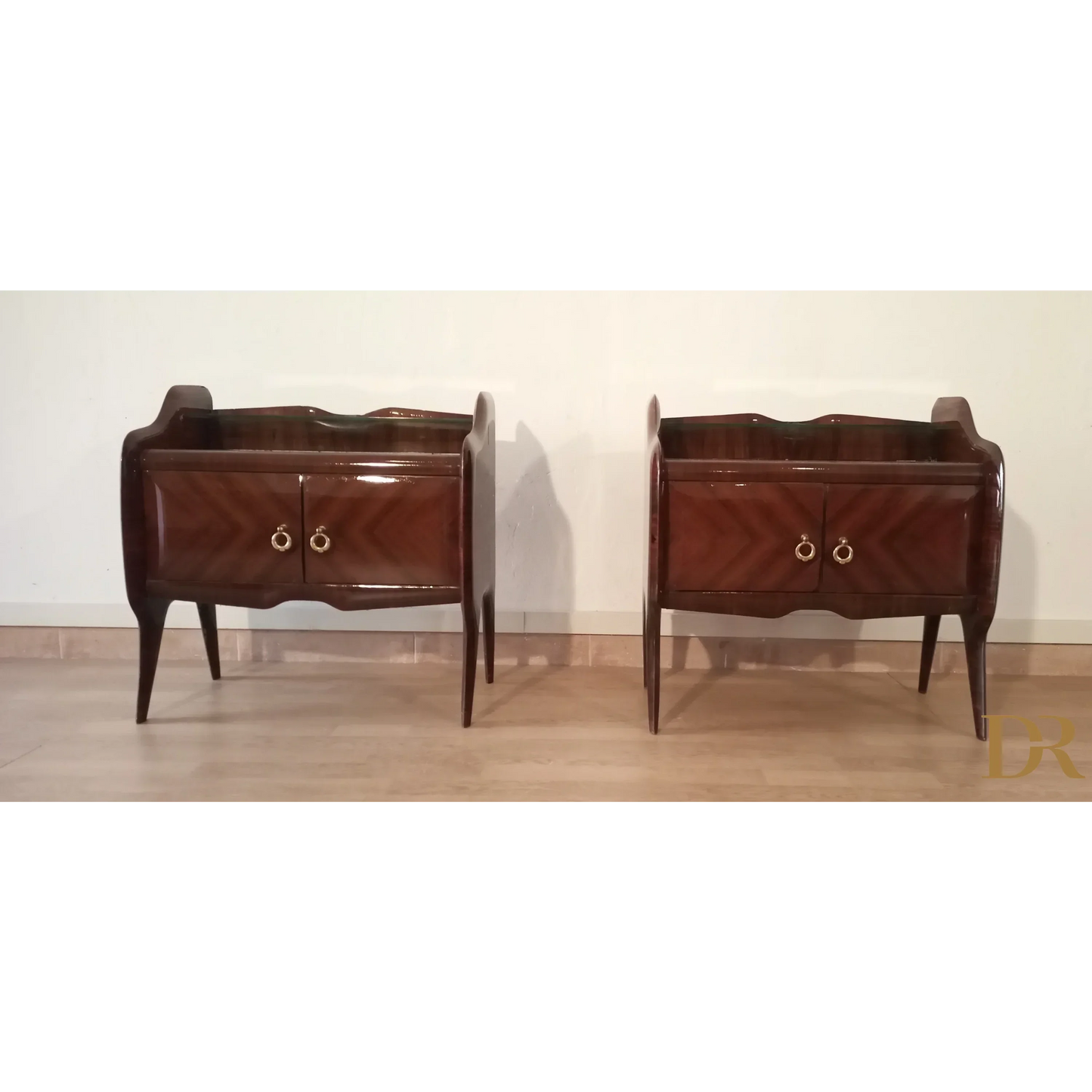 Nachttische aus Palisanderholz Nachttische aus den 1950er Jahren Mid Century Design Nachttisch Nachttisch Dario Raia Antiquitäten Moderne Antiquitäten Vintage 50er 60er 70er Nachttische Moderne Nachttische Nachttisch Sideboard Nachttisch Art Deco Nachttisch Nachttisch mit Marmor Nachttisch aus Holz Nachttisch Moderner Nachttisch Messinggriffe Mitte Jahrhundert moderne moderne Antiquitäten Messing Palisander Glas Kunstmarmor Glas