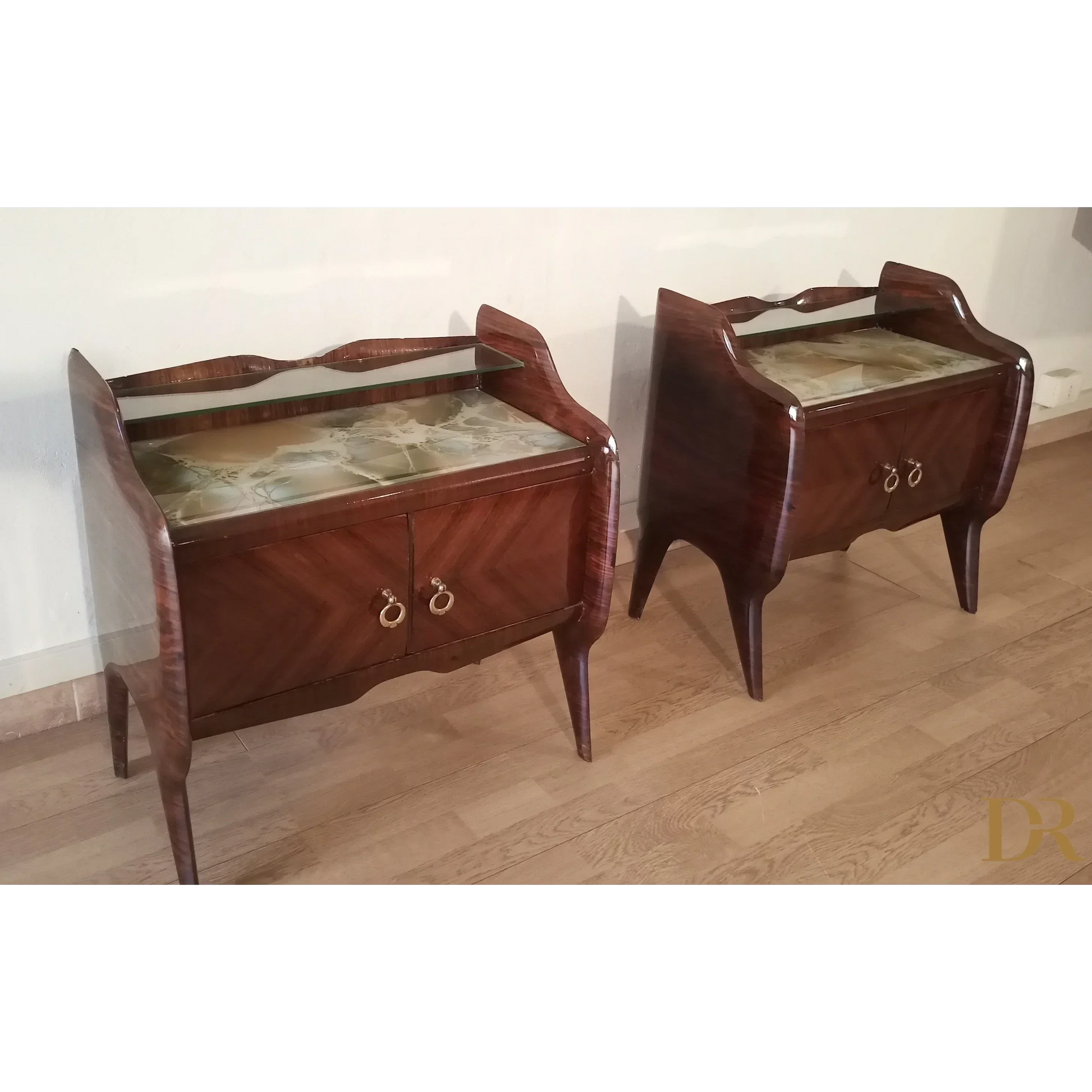 Nachttische aus Palisanderholz Nachttische aus den 1950er Jahren Mid Century Design Nachttisch Nachttisch Dario Raia Antiquitäten Moderne Antiquitäten Vintage 50er 60er 70er Nachttische Moderne Nachttische Nachttisch Sideboard Nachttisch Art Deco Nachttisch Nachttisch mit Marmor Nachttisch aus Holz Nachttisch Moderner Nachttisch Messinggriffe Mitte Jahrhundert moderne moderne Antiquitäten Messing Palisander Glas Kunstmarmor Glas