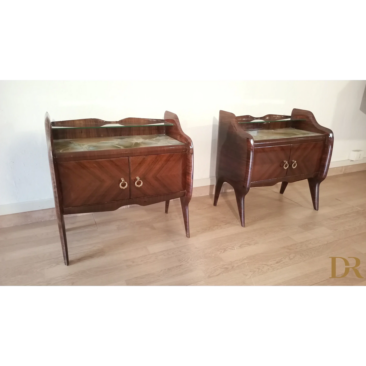 Nachttische aus Palisanderholz Nachttische aus den 1950er Jahren Mid Century Design Nachttisch Nachttisch Dario Raia Antiquitäten Moderne Antiquitäten Vintage 50er 60er 70er Nachttische Moderne Nachttische Nachttisch Sideboard Nachttisch Art Deco Nachttisch Nachttisch mit Marmor Nachttisch aus Holz Nachttisch Moderner Nachttisch Messinggriffe Mitte Jahrhundert moderne moderne Antiquitäten Messing Palisander Glas Kunstmarmor Glas