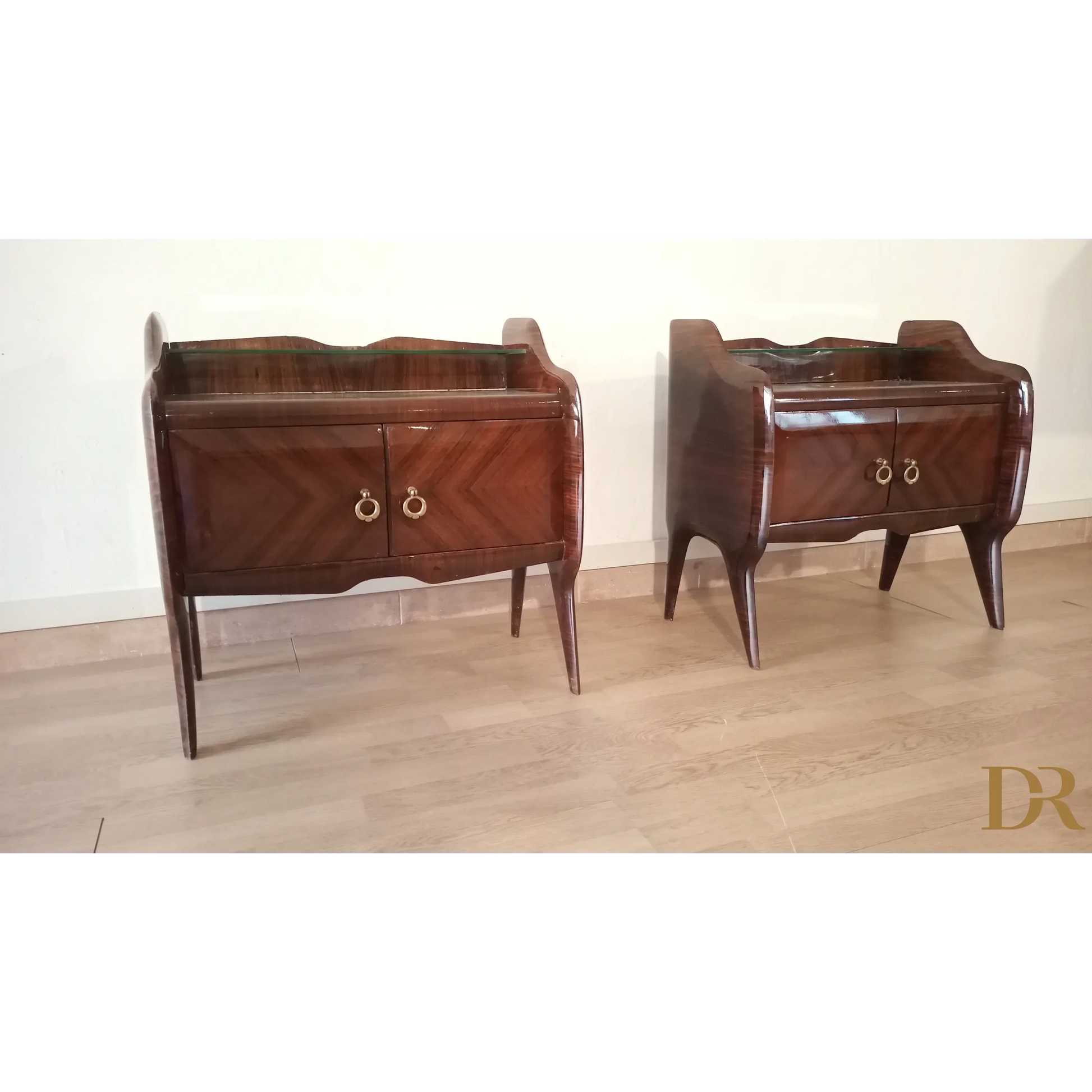 Nachttische aus Palisanderholz Nachttische aus den 1950er Jahren Mid Century Design Nachttisch Nachttisch Dario Raia Antiquitäten Moderne Antiquitäten Vintage 50er 60er 70er Nachttische Moderne Nachttische Nachttisch Sideboard Nachttisch Art Deco Nachttisch Nachttisch mit Marmor Nachttisch aus Holz Nachttisch Moderner Nachttisch Messinggriffe Mitte Jahrhundert moderne moderne Antiquitäten Messing Palisander Glas Kunstmarmor Glas