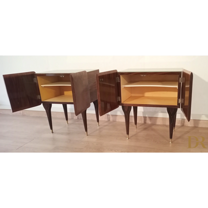 Nachttische in verschiedenen Ausführungen 1950er Jahre Mid Century Design Nachttisch Nachttisch Dario Raia Antiquitäten Modern Vintage 50er 60er 70er Jahre Moderne Nachttische Nachttisch Sideboard Nachttisch Art Deco Nachttisch Nachttisch aus Holz Nachttisch aus Walnuss Nachttisch mit Intarsien Nachttisch Moderner Nachttisch aus Messing aus der Mitte des Jahrhunderts Tischglas aus Kunstmarmorglas