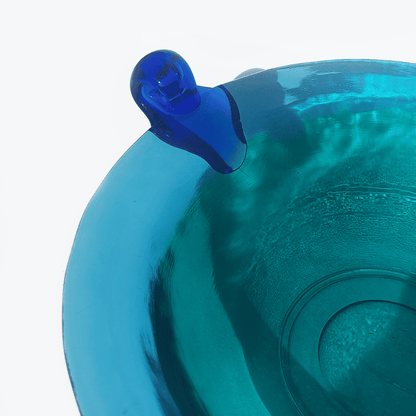 Aqua-Cup Vintage Fruit Bowl: Stylish Glass Shape in Turquoise