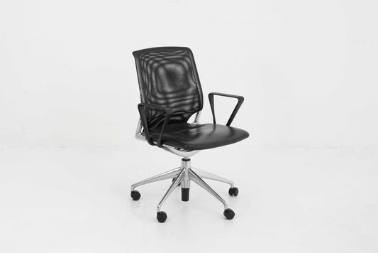 Vitra "Meda Chair" office chair by Alberto Meda