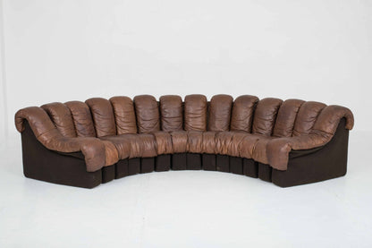 De Sede DS 600 "Tatzelwurm" sofa in dark brown natural leather Vintage