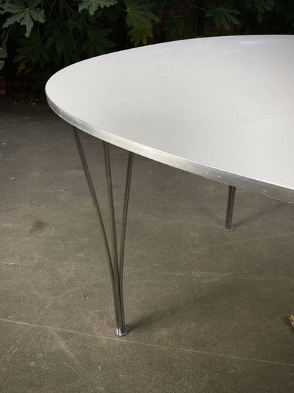 Table vintage Fritz Hansen table à manger B603 Supercirculaire