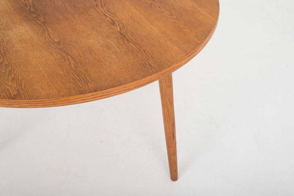 Hans J. Wegner FH4602 table by Fritz Hansen Vintage