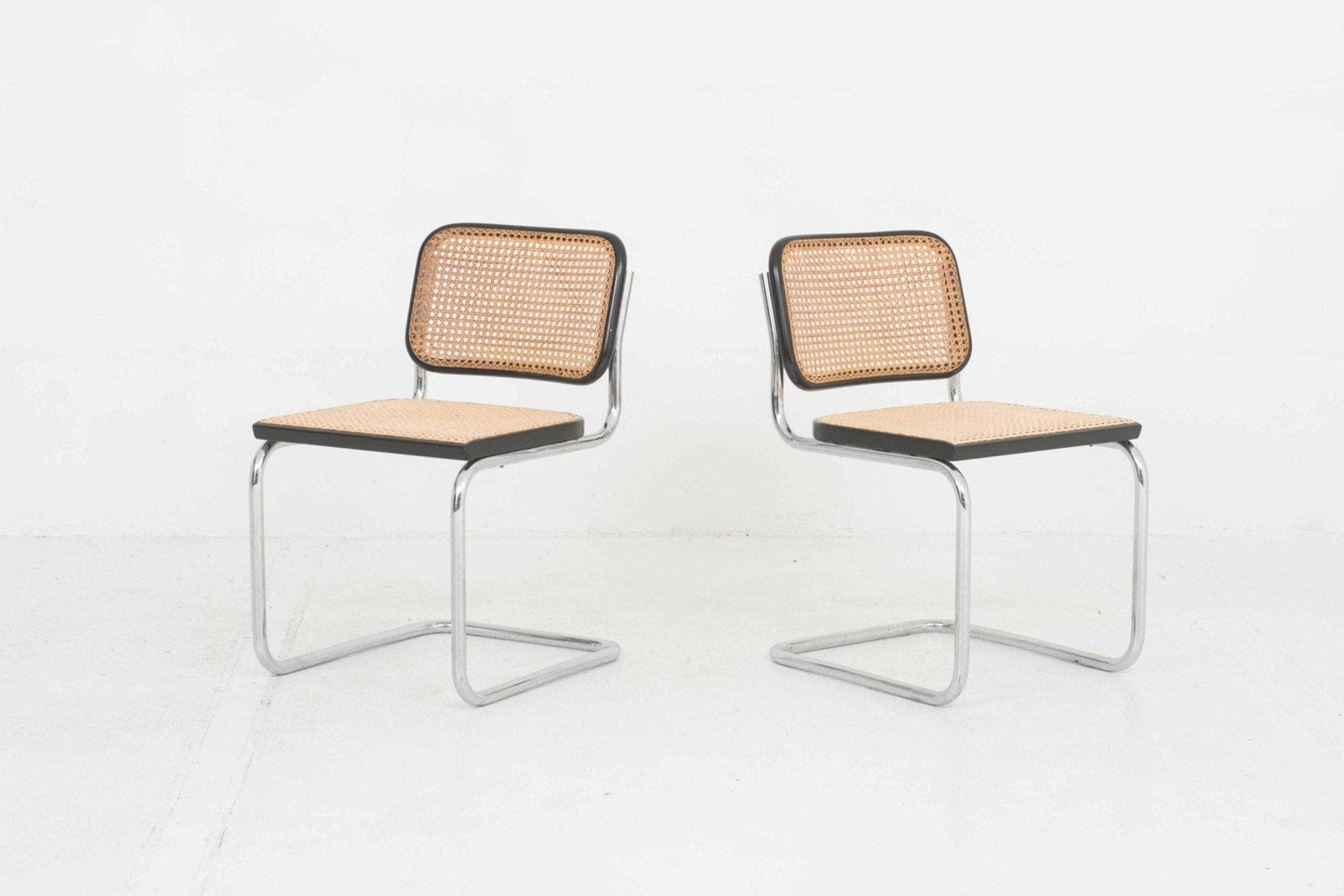 Chaises cantilever Marcel Breuer par Gavina / Knoll - en lot de 2 vintage