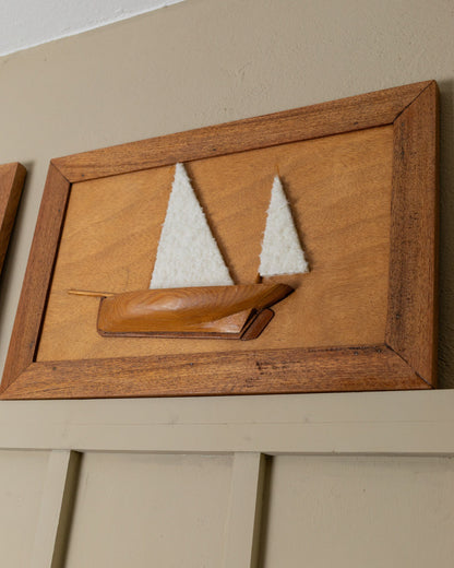 Set of 2 wooden boat wall art plastic sailboats with bouclé wool sails gift for sailing enthusiasts France 1960s vintage