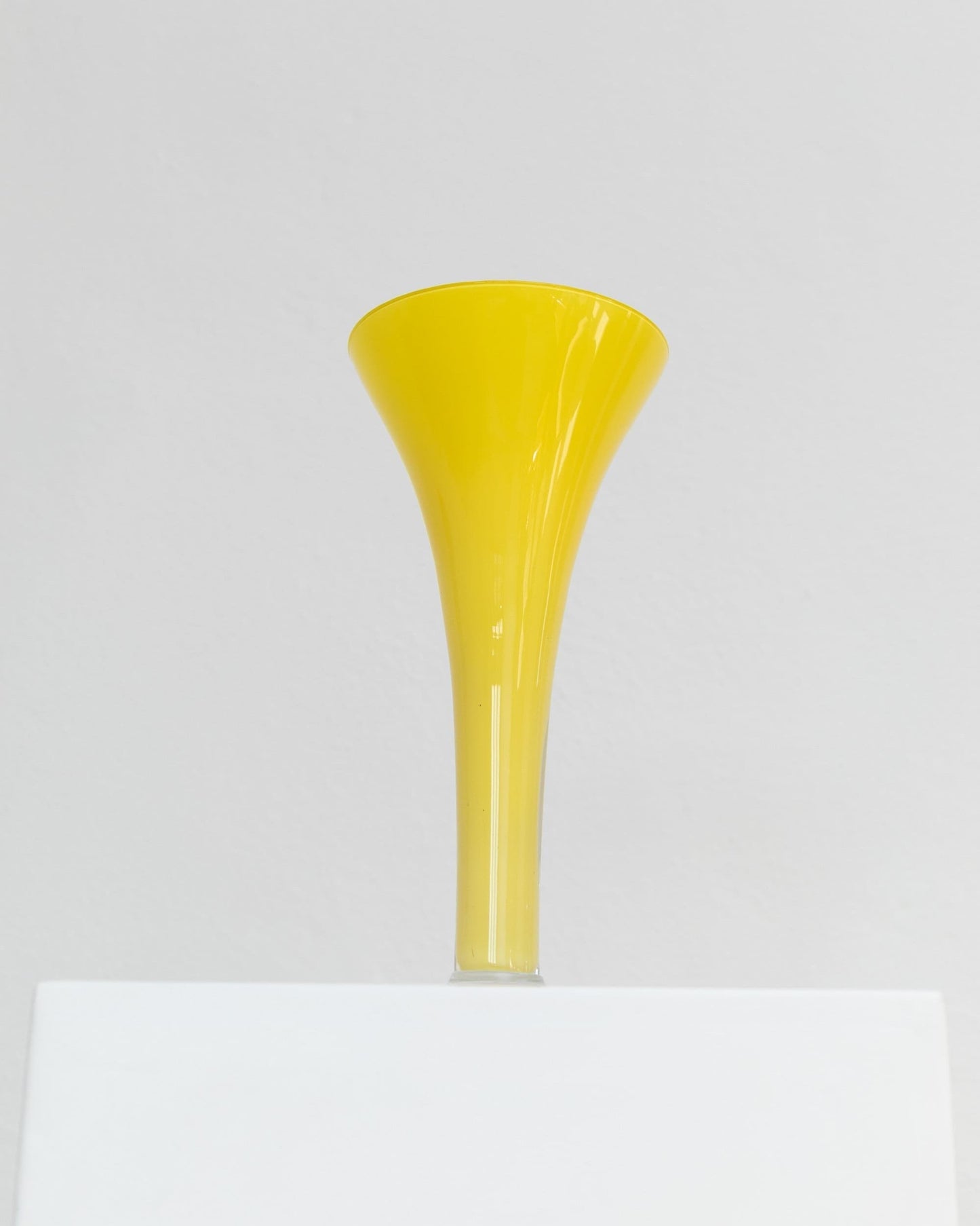 Yellow Empoli glass vase XL table decoration mid-century design Italy 1970s vintage