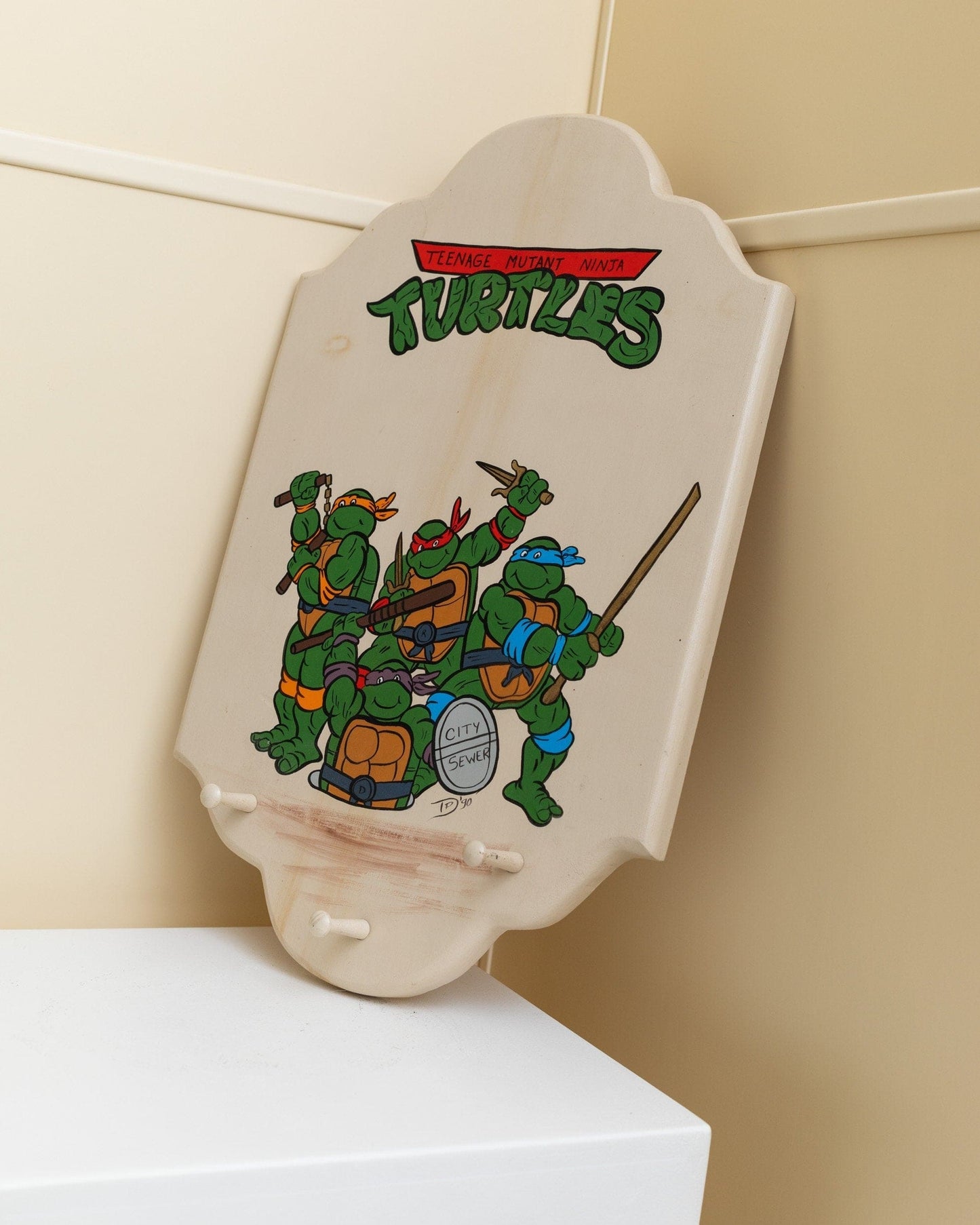 Kleiderschrank Teen Mutant Ninja Turtles handbemalt Kleiderschrank aus Holz hergestellt in Italien 1990er Vintage