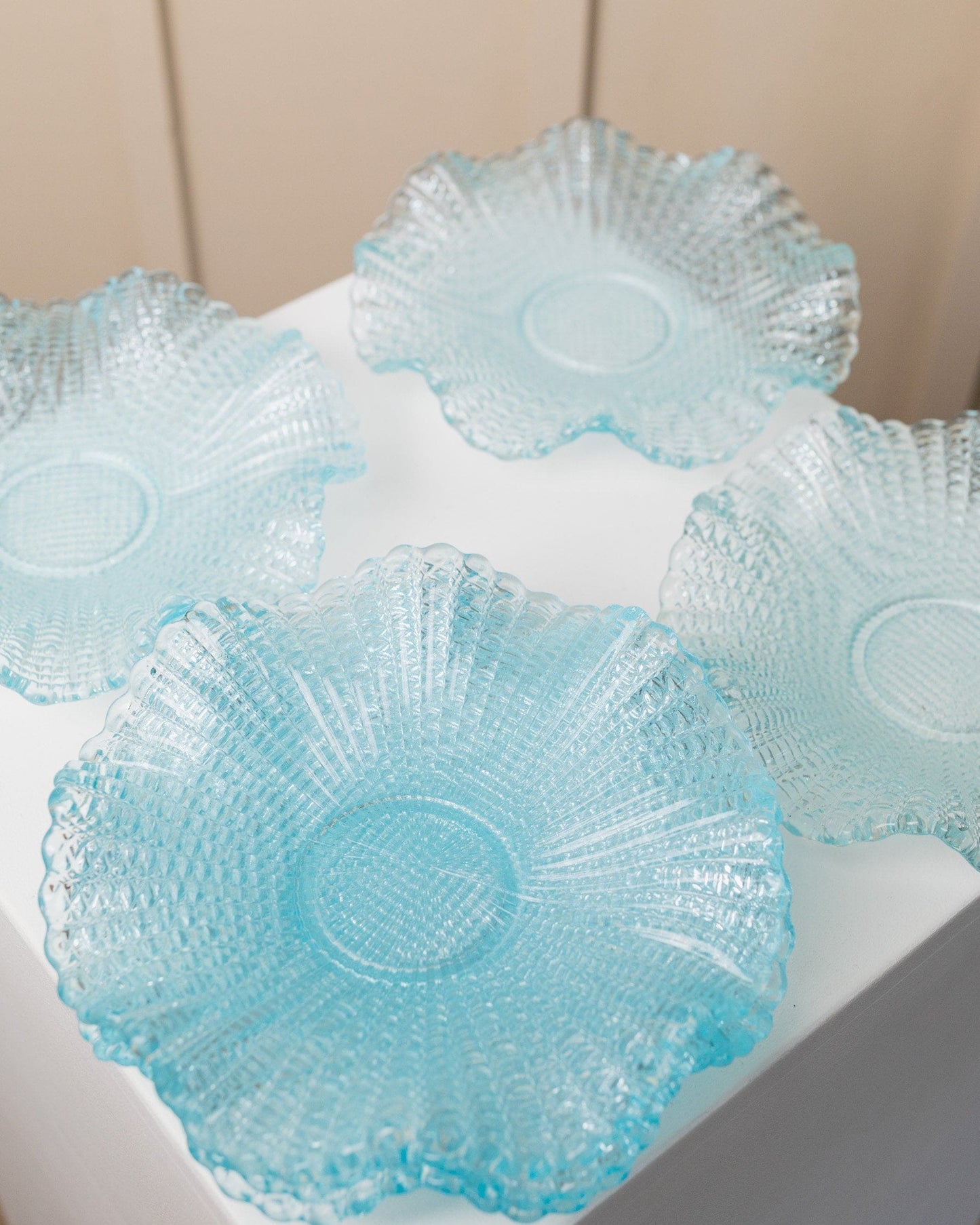 Set of 6 crystal glass bowls 1980s turquoise Fenton dessert plates Murano glass Hollywood Regency style vintage