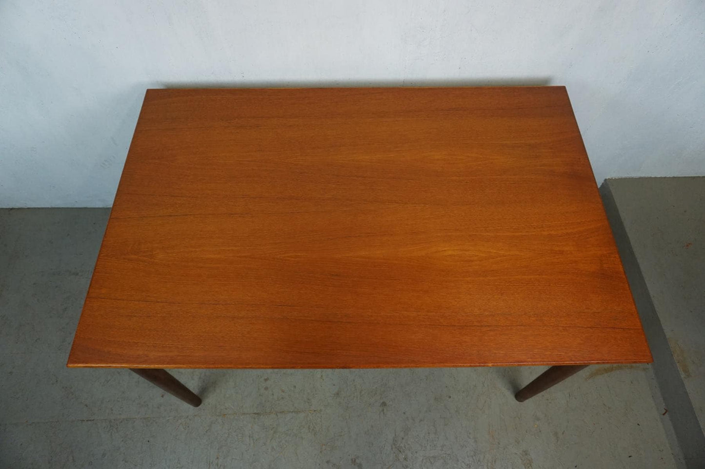 Extendable Danish teak table by AM Mobler Vintage