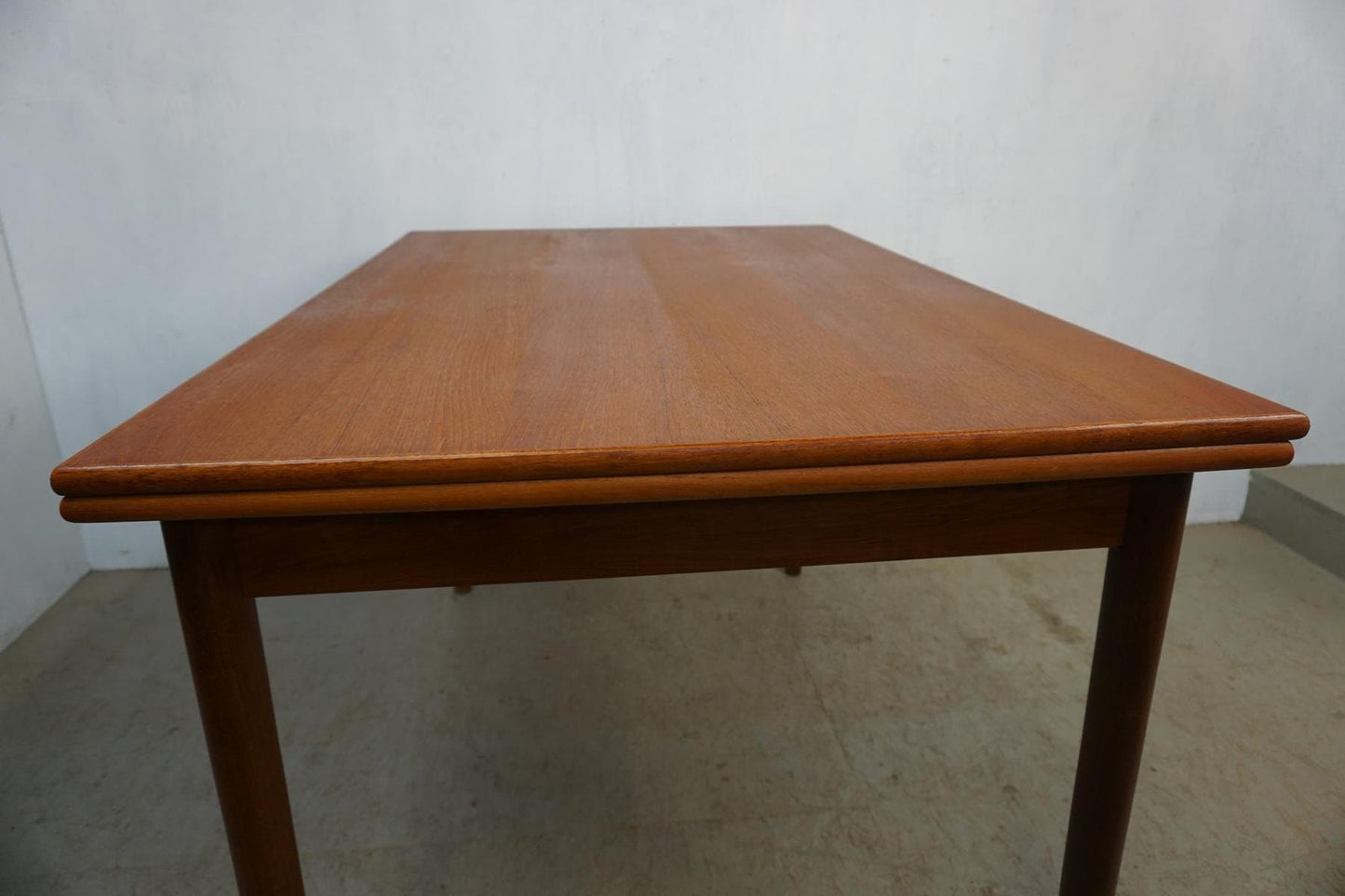 Extendable Danish teak table by AM Mobler Vintage