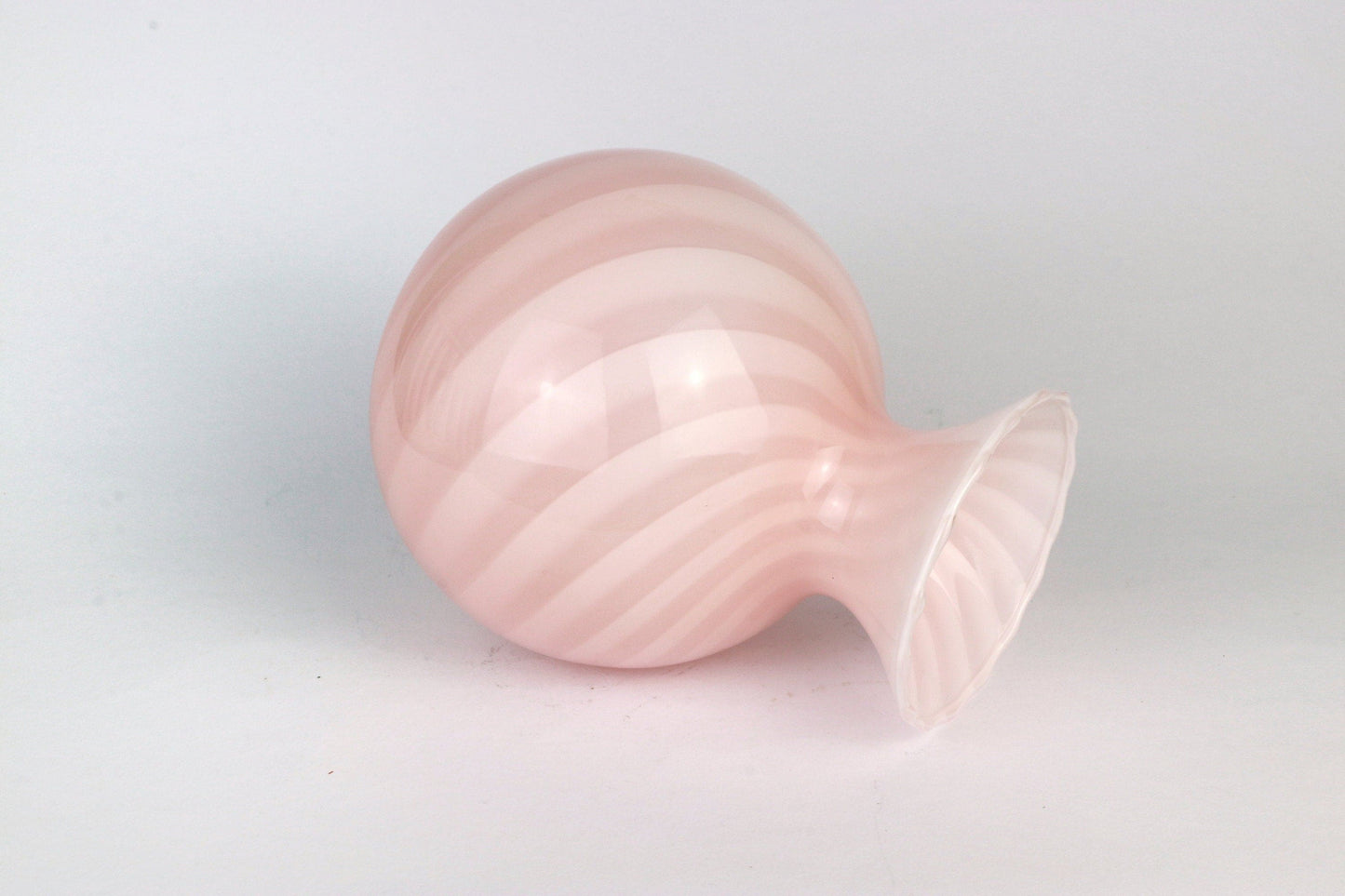 vintage Murano Swirl Vase Rose Verre Rose Venise 1950 50s Mid Century Blanc Rose Vetro Barovier Toso Tonelli Lattimo Filigrana