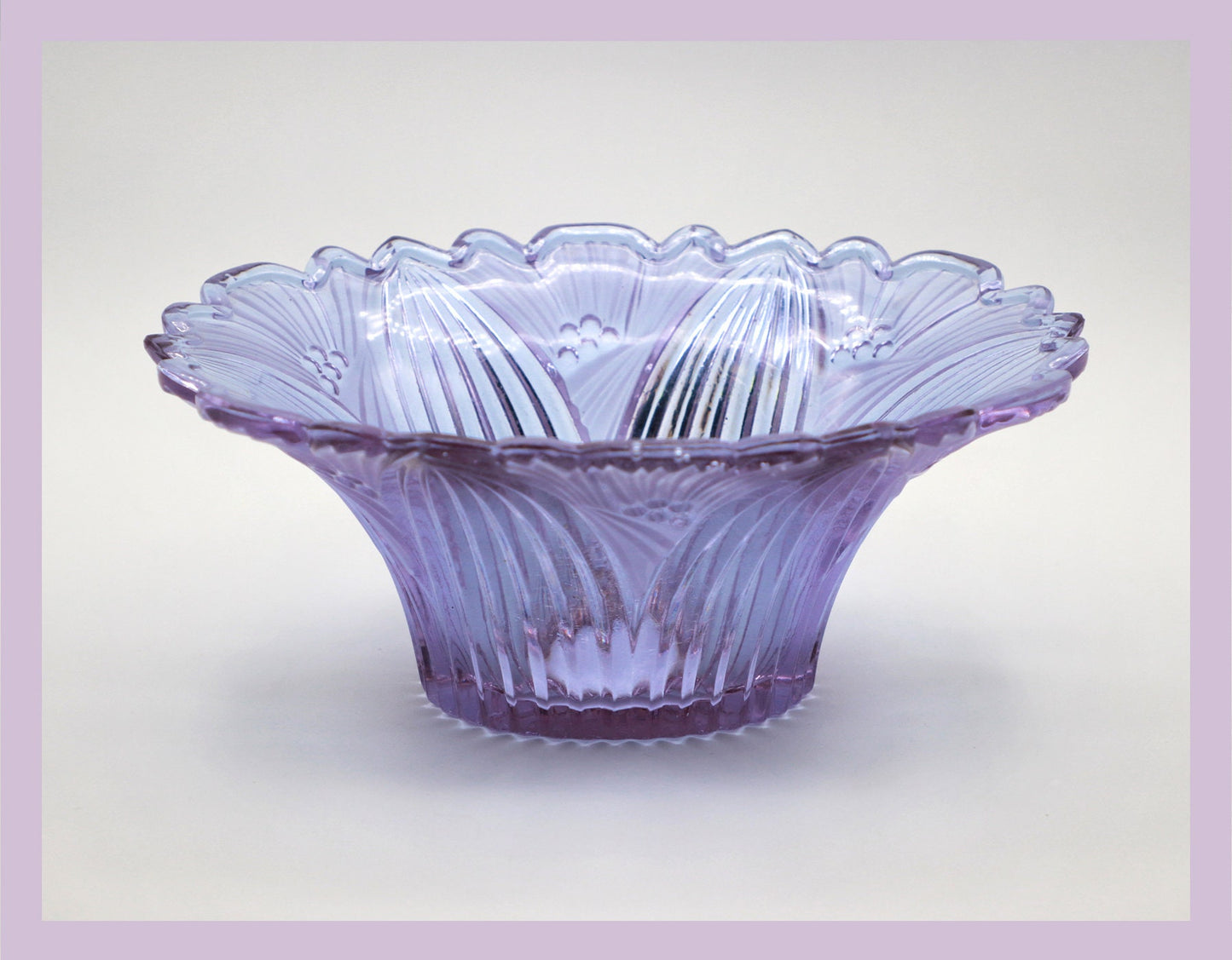 vintage Boho Bowl Alexandrite Verre Néodyme années 1950 Mid Century 60s Lilas Rose Bleu Clair Assiette Plateau Seguso VetroAlexandrite Néodyme