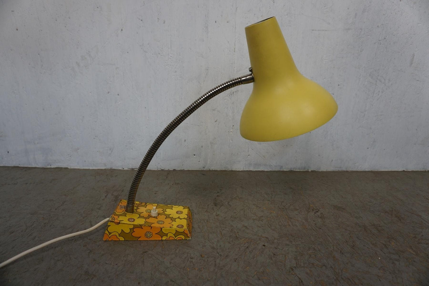 Great desk lamp with floral pattern vintage