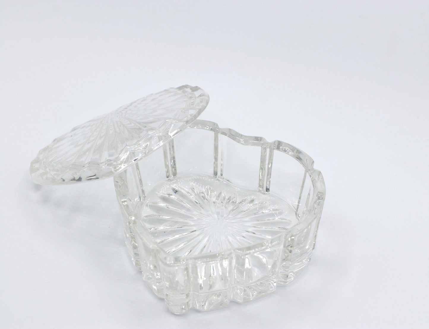 vintage Bonboniere Crystal Glass Heart Gift Kawaii 80s 1980 Lidded Box 80s Lead Crystal Box Art Déco Revival