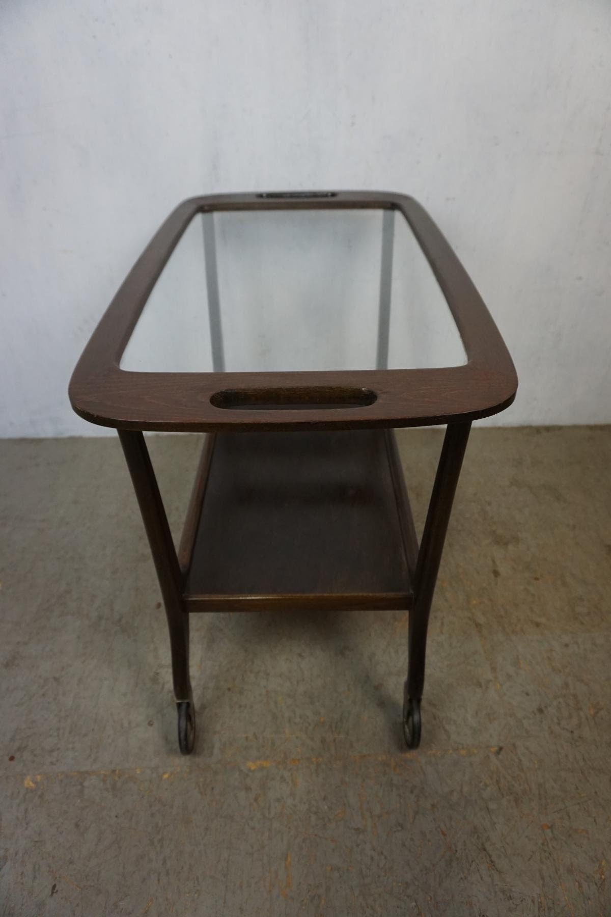 Beautifully designed serving trolley from the 60s vintage