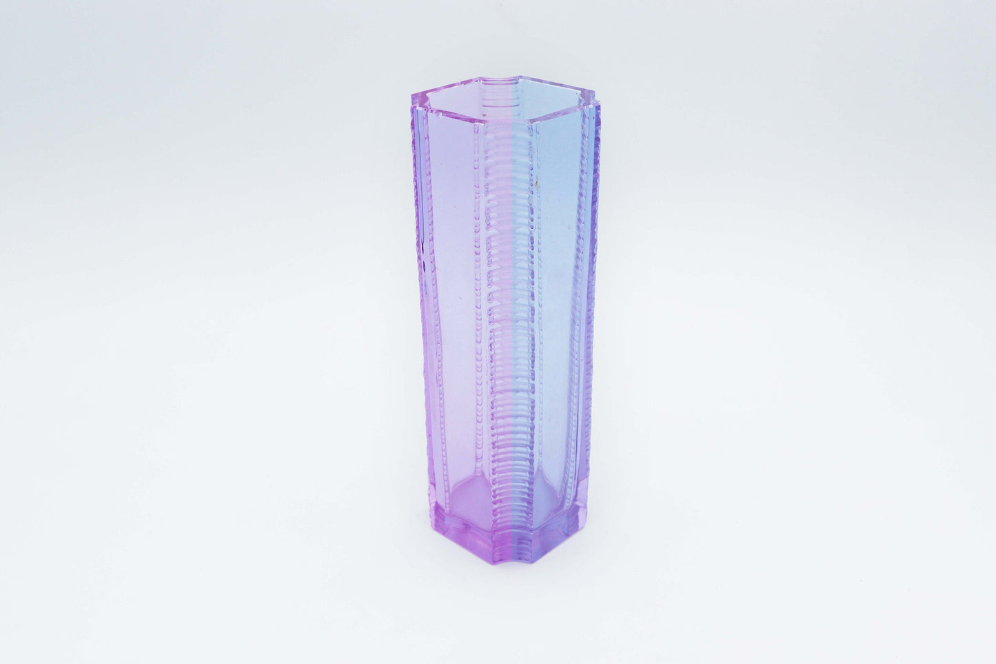 Vintage Vase Václav Hanuš Bohemia Czech Alexandrite Glass Neodymium Zelezny Brod ZBS Václav Hanuš Železnobrodské sklarny lilac Sklo Union