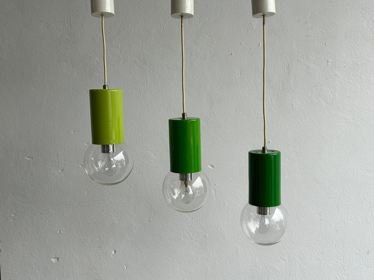 Set of 3 Pop Art Industrial Green Cascading Pendants / Mid Century Modern Space Age Hanging Light Vintage