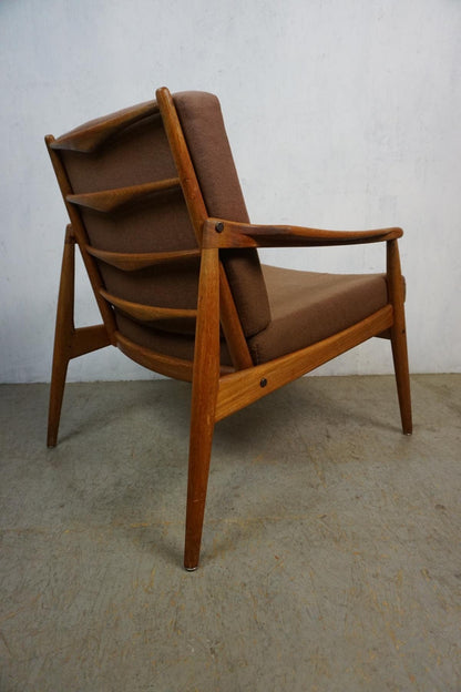 Filigree teak armchair in Danish Modern Design Vintage