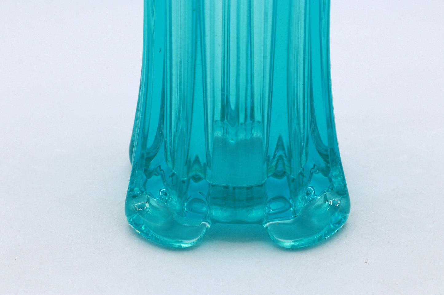 Vase vintage Rudolf Schrötter Uranium Glass 1958 Rudolfova Hat Sklo Union Bohême Tchèque Art Déco Menthe Vert Béryl Turquoise ZBS Moser Hoffmann