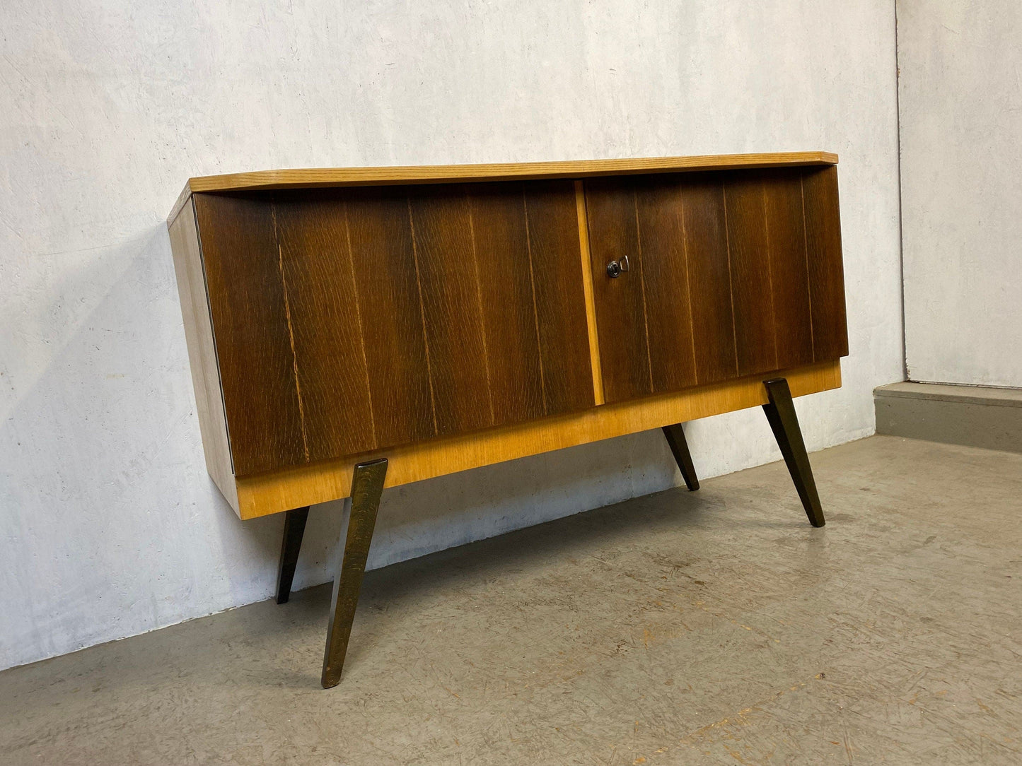 Wunderschöne Mid Century Kommode aus den 50er Jahren Vintage