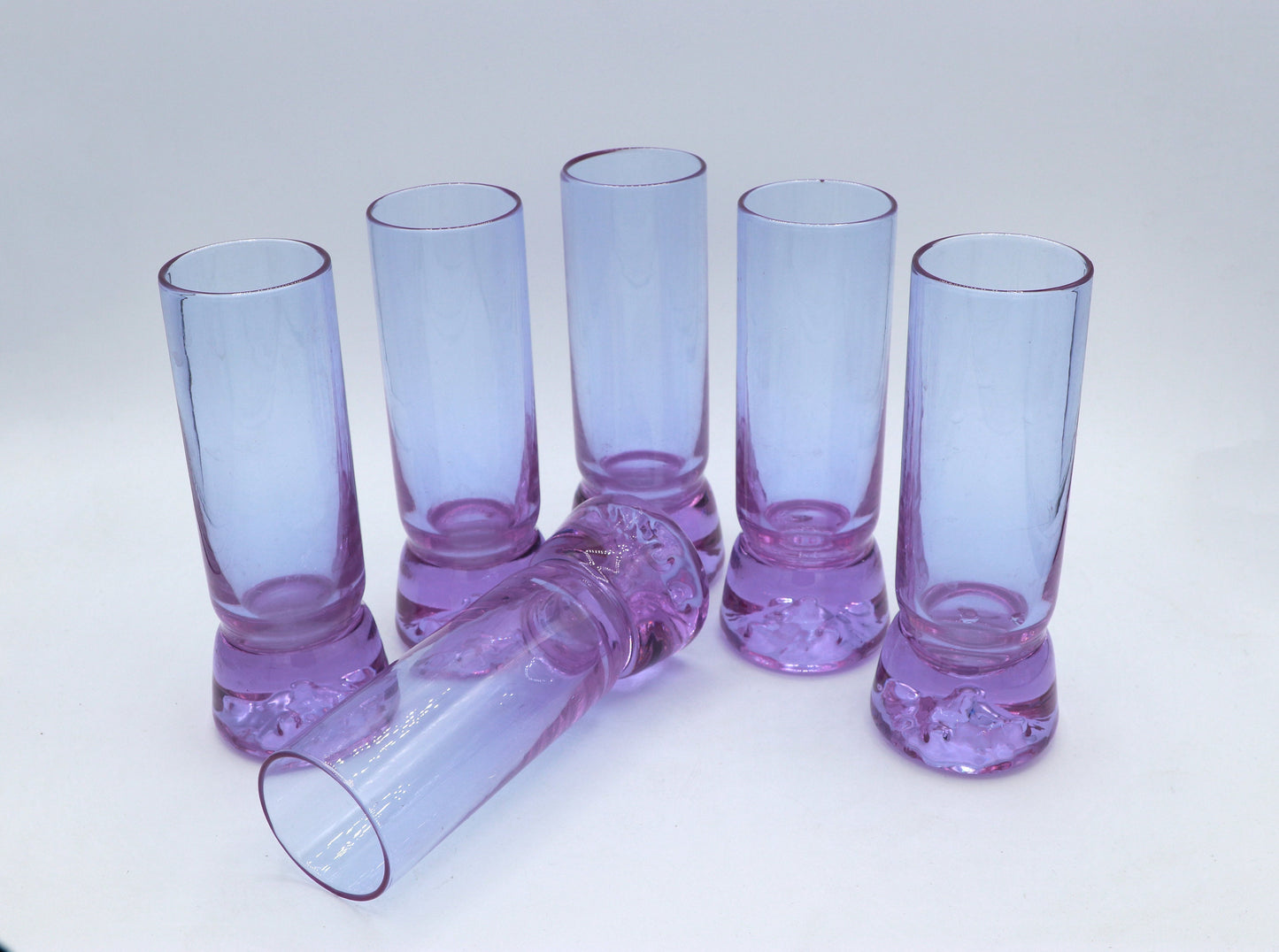 vintage Set Verres à boire Alexandrite Verre Coupé CAN Italie Néodyme Italie Années 70 Carafe Carafe Cristal Bol Murano Lilas Rose