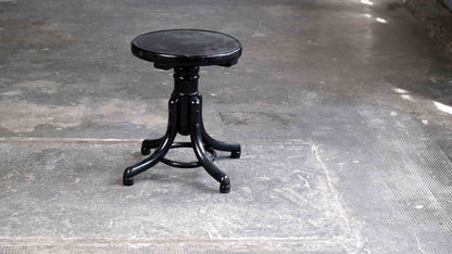 Black bentwood piano stool in the style of Thonet / TON Vintage