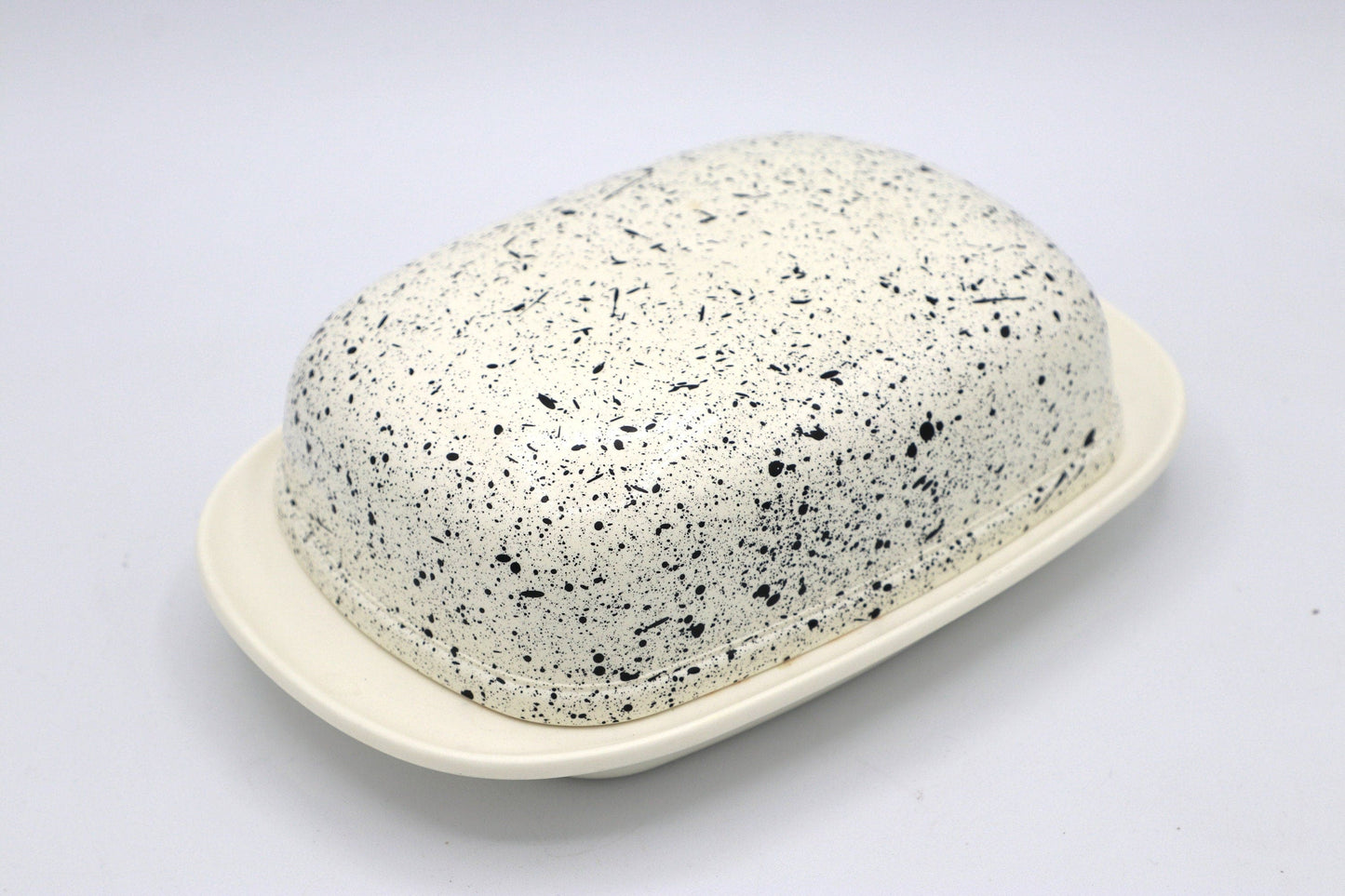 Vintage butter dish cover 80s 90s plastic speckles dots cream black melamine Germany