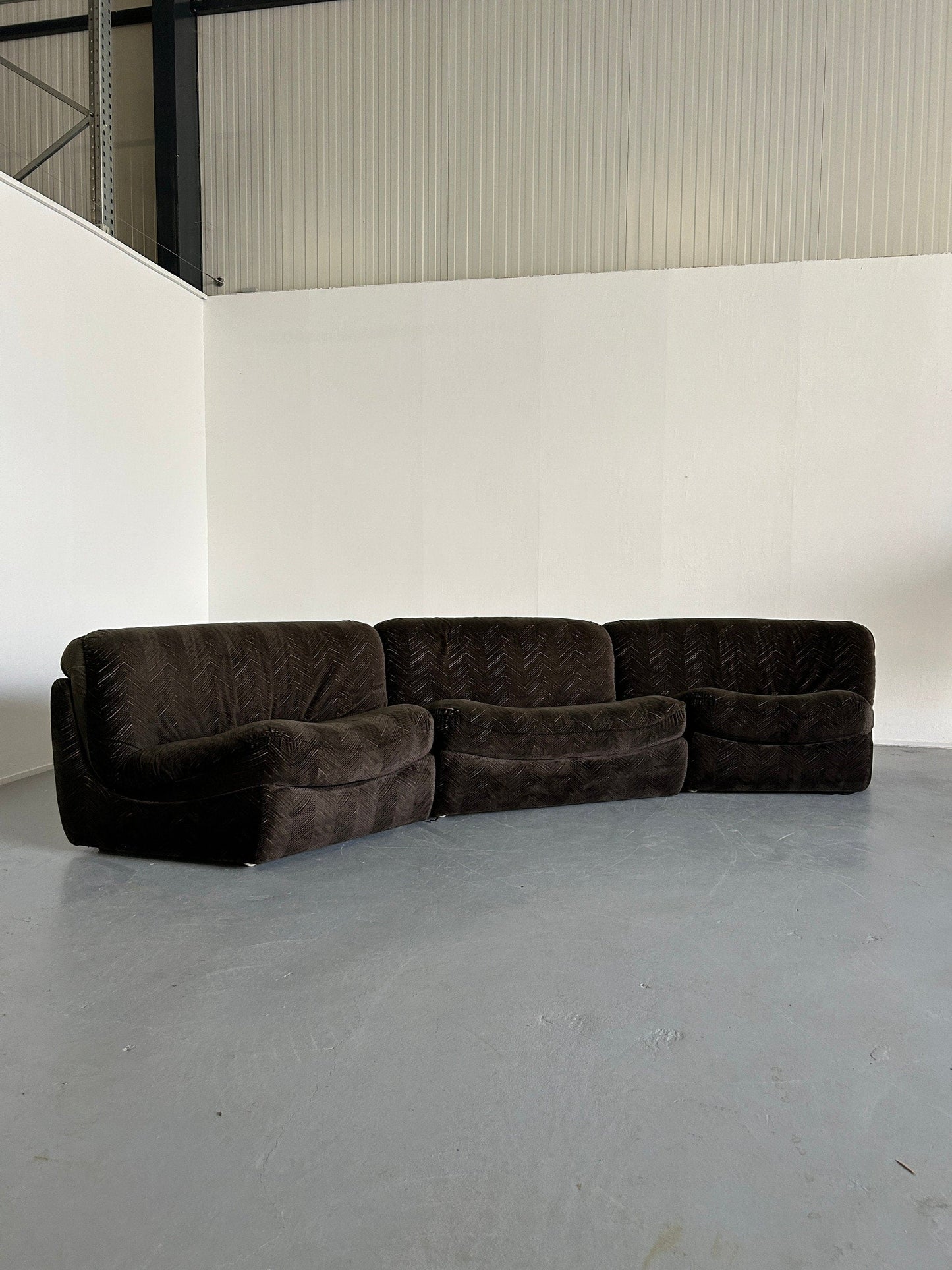 Modulares Sofa im Mid-Century Modern Stil von Vladimir Kagan, zugeschrieben Wittmann, Österreich / 1970er Jahre Sektionales Serpentinen-Sofa Vintage