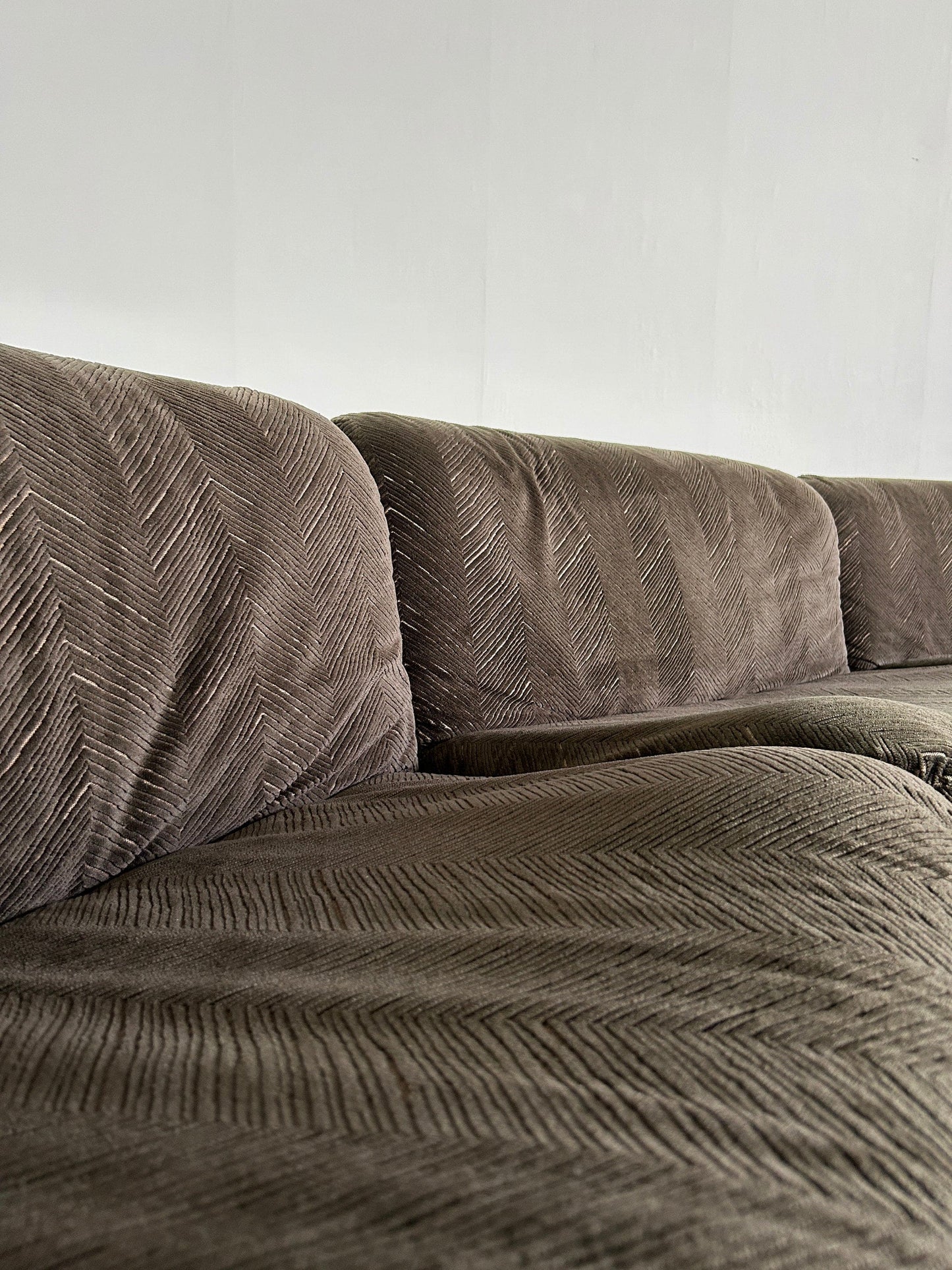 Modulares Sofa im Mid-Century Modern Stil von Vladimir Kagan, zugeschrieben Wittmann, Österreich / 1970er Jahre Sektionales Serpentinen-Sofa Vintage